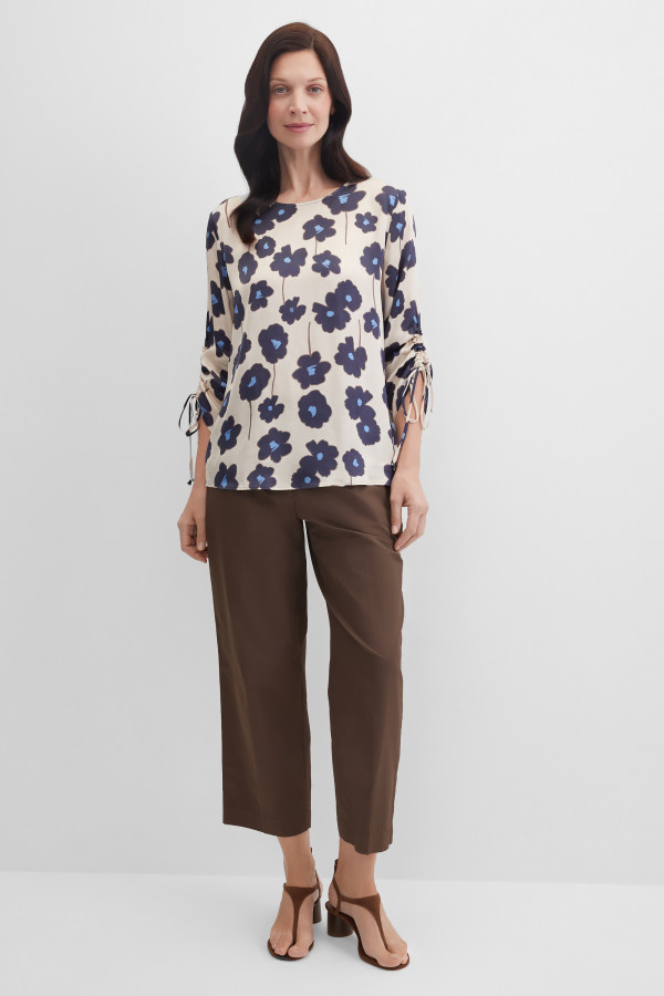 Блузка с цветочным принтом