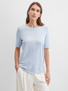 Футболка с декором