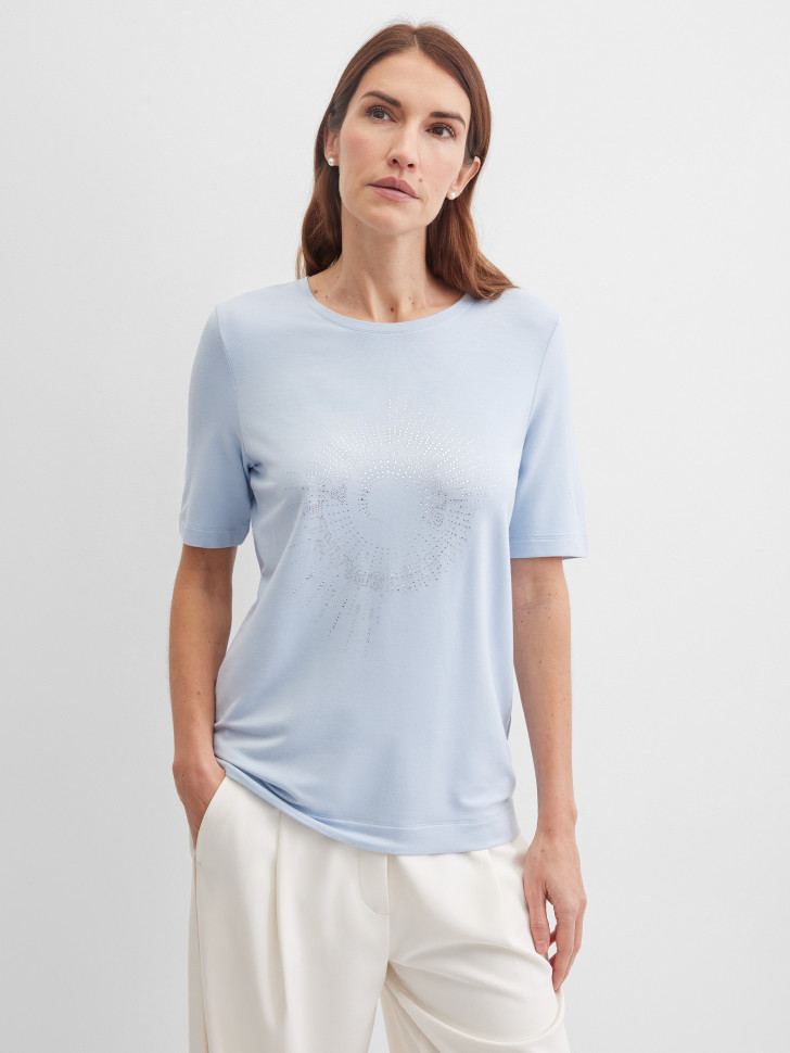 Футболка с декором