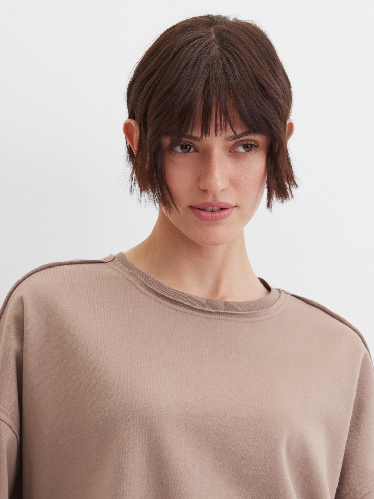 Свитшот свободного кроя