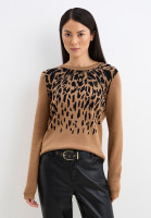 Джемпер с анималистичным узором