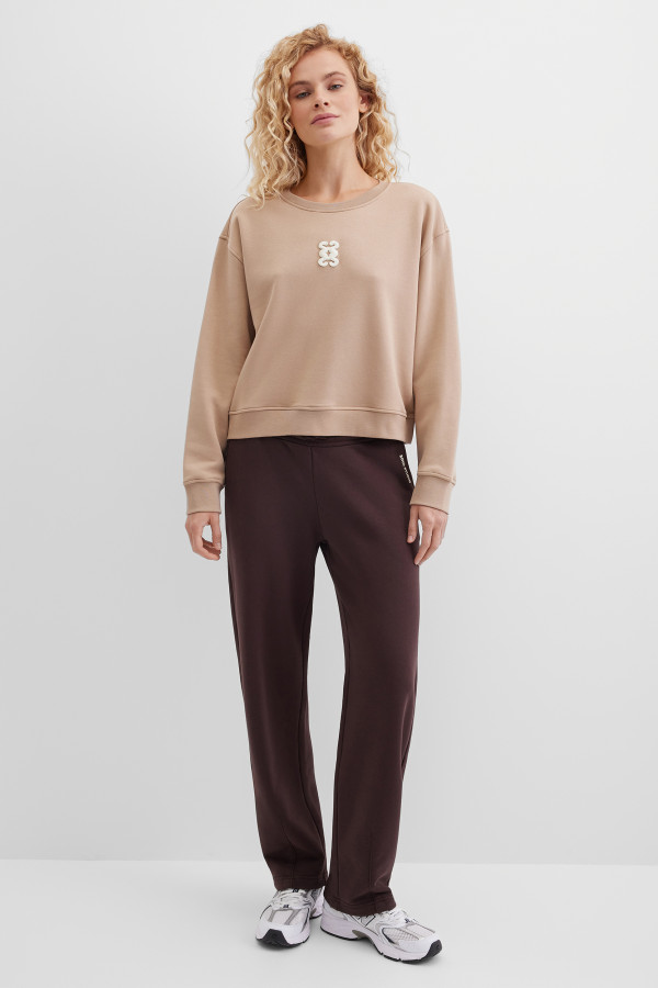 Свитшот свободного кроя