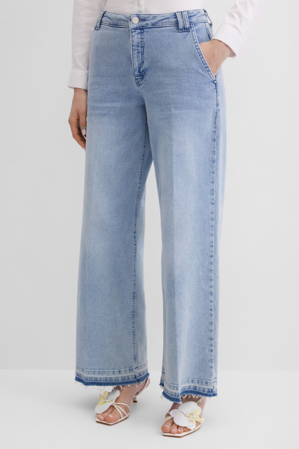 Джинсы широкие