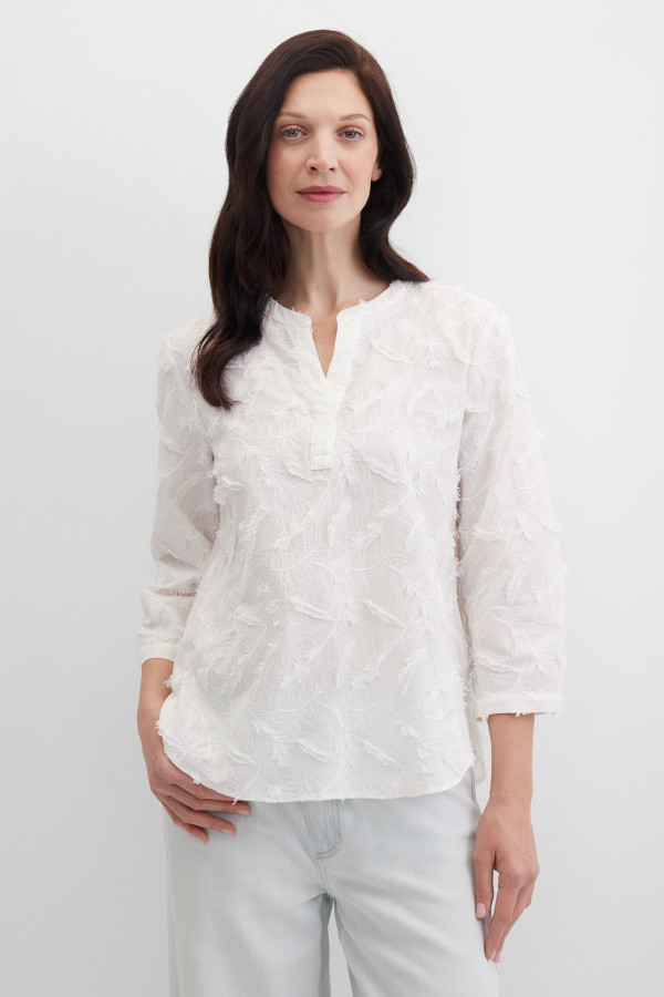 Блузка с фактурным узором