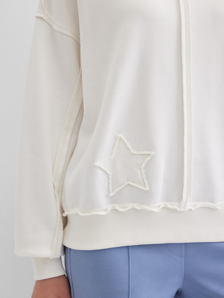 Свитшот свободного кроя