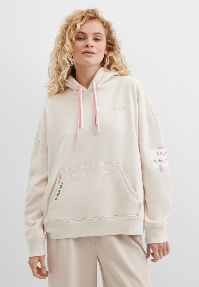 Свитшот-худи с капюшоном