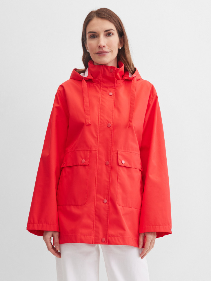 Парка на молнии и кнопках