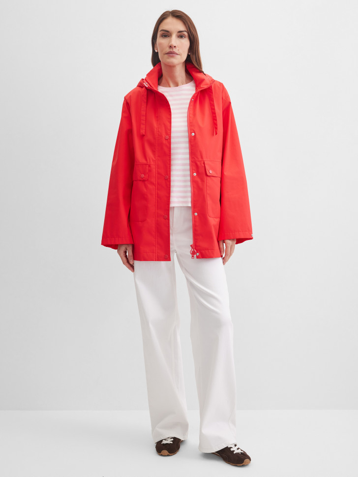 Парка на молнии и кнопках