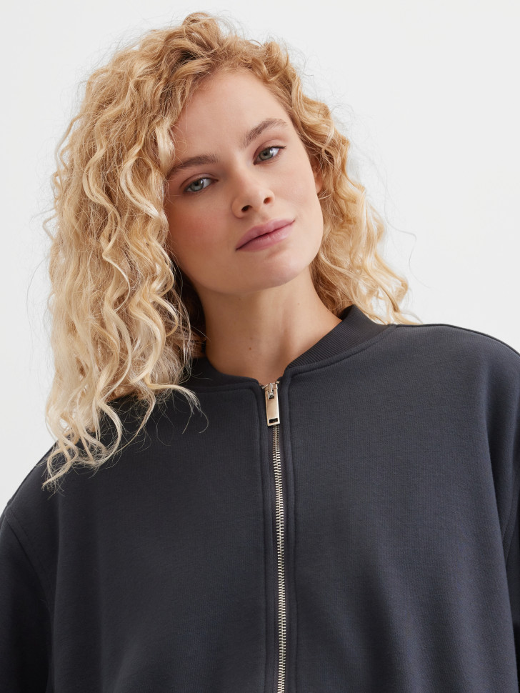 Толстовка укороченная