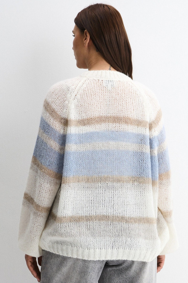 Кардиган вязаный