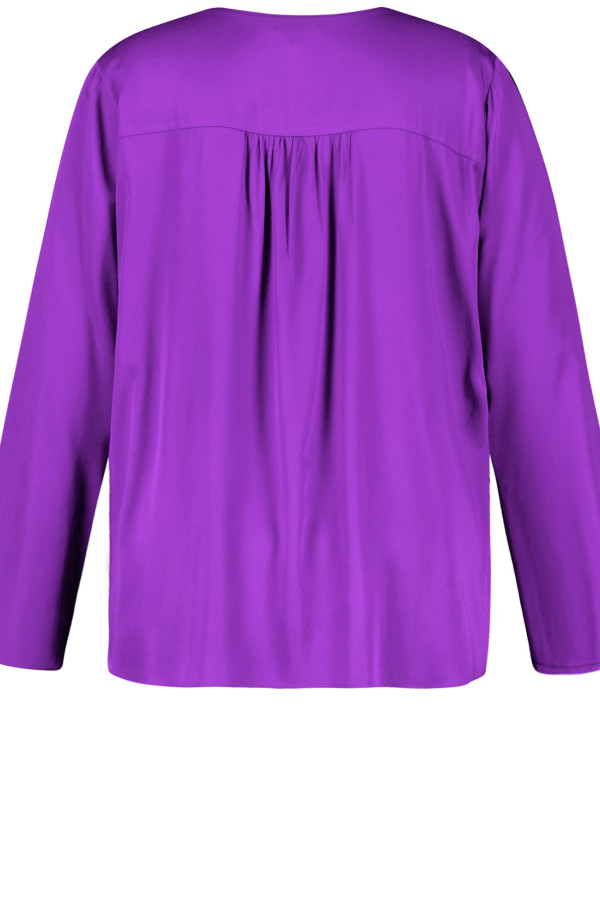Блузка из вискозы