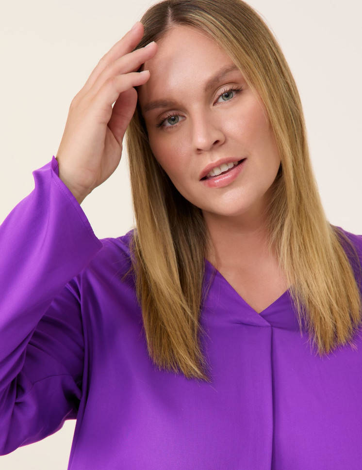 Блузка из вискозы