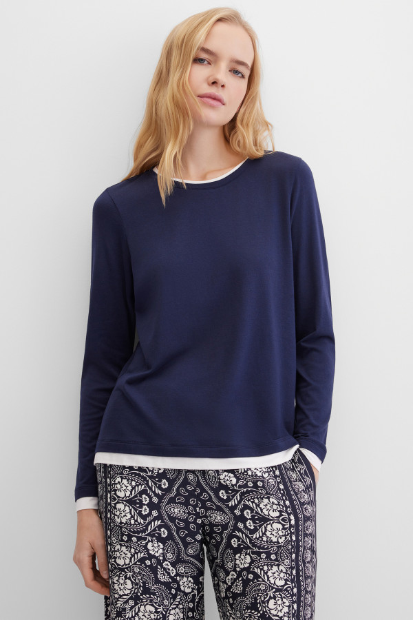 Лонгслив с контрастной отделкой