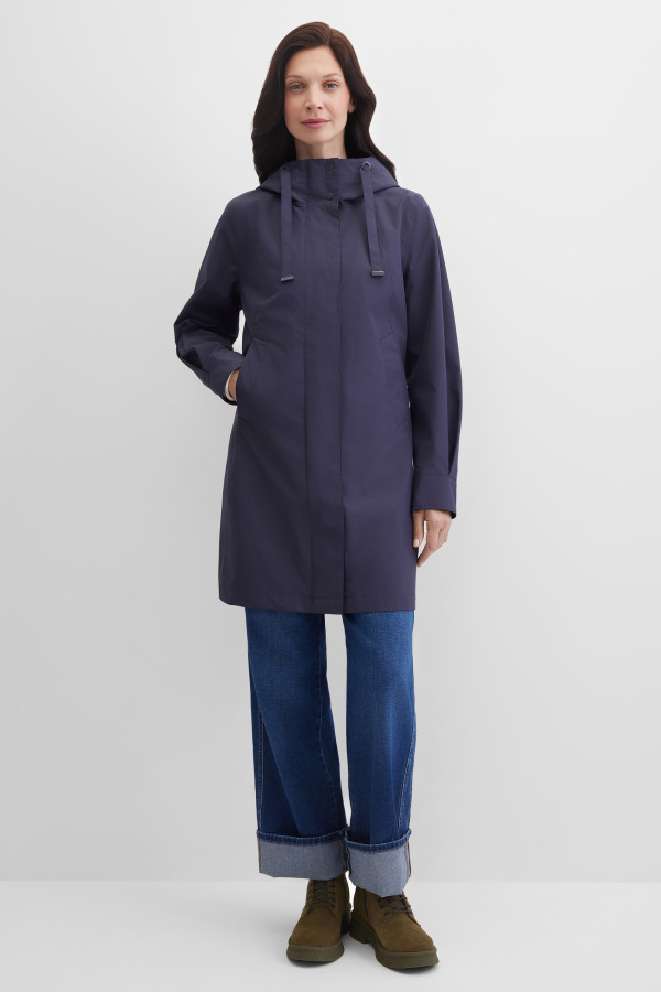 Плащ на молнии и кнопках