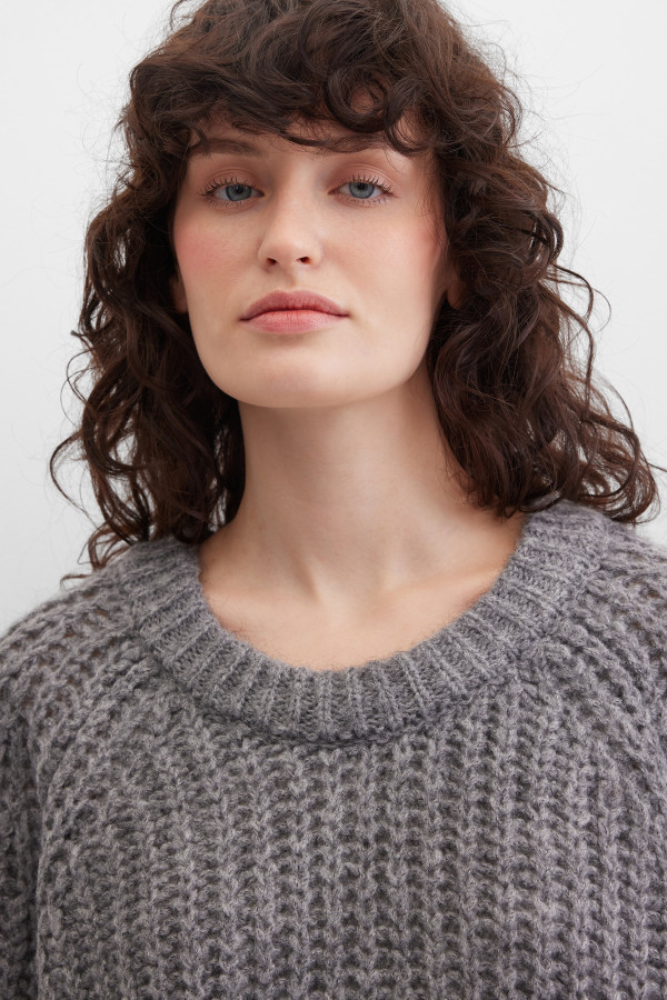 Джемпер прямого кроя