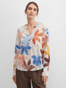 Блузка из вискозы