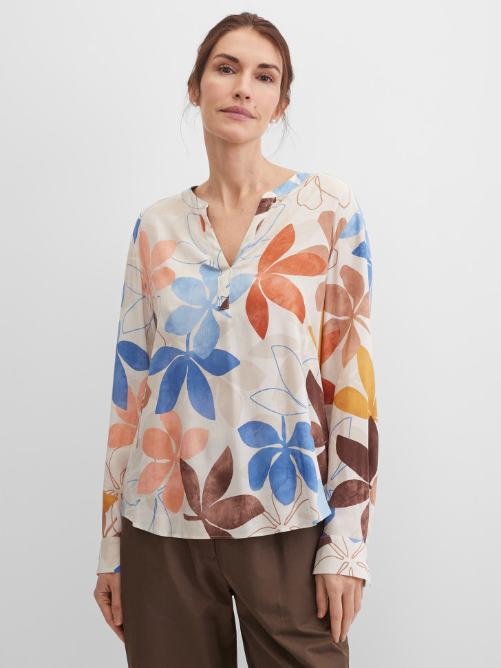 Блузка из вискозы