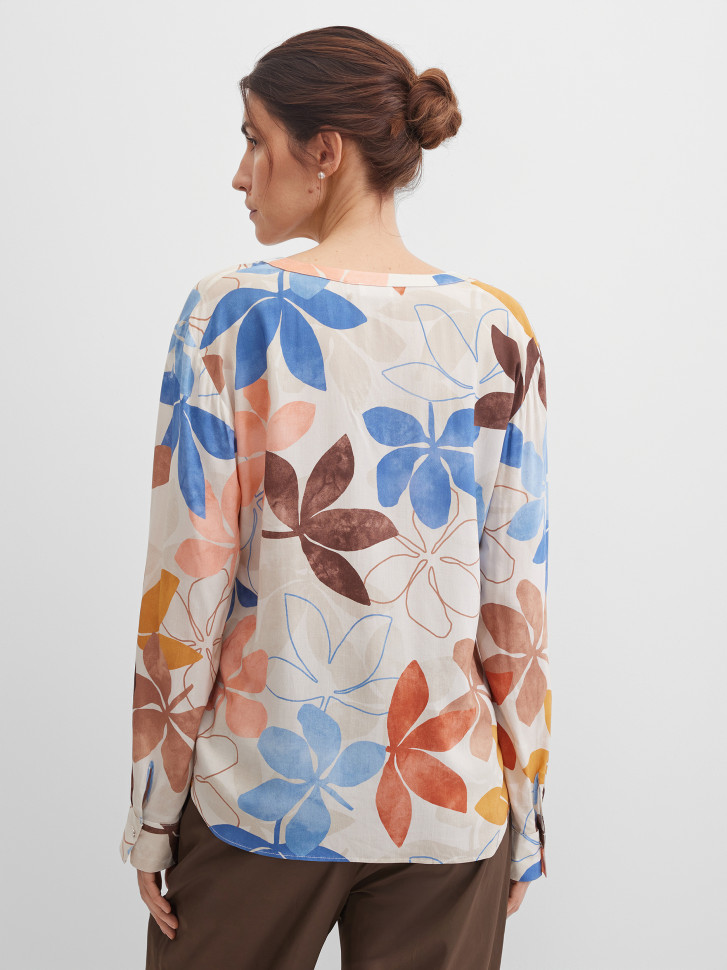 Блузка из вискозы