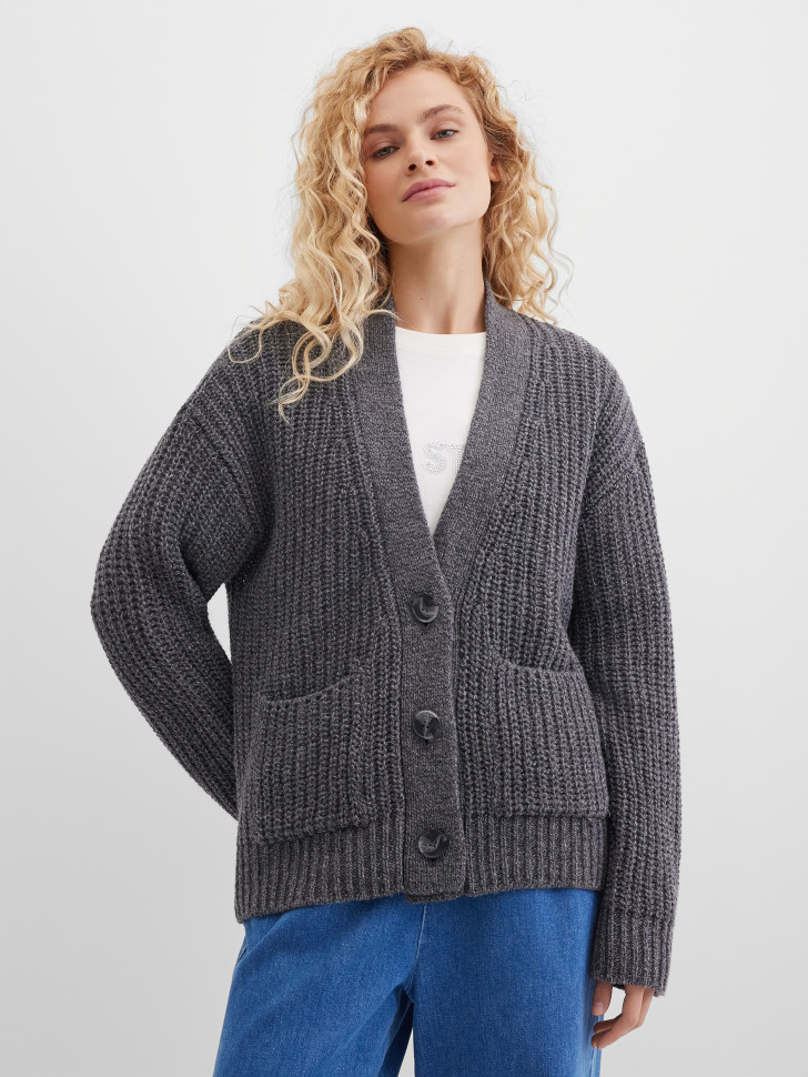 Кардиган вязаный