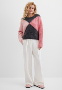 Джемпер вязаный