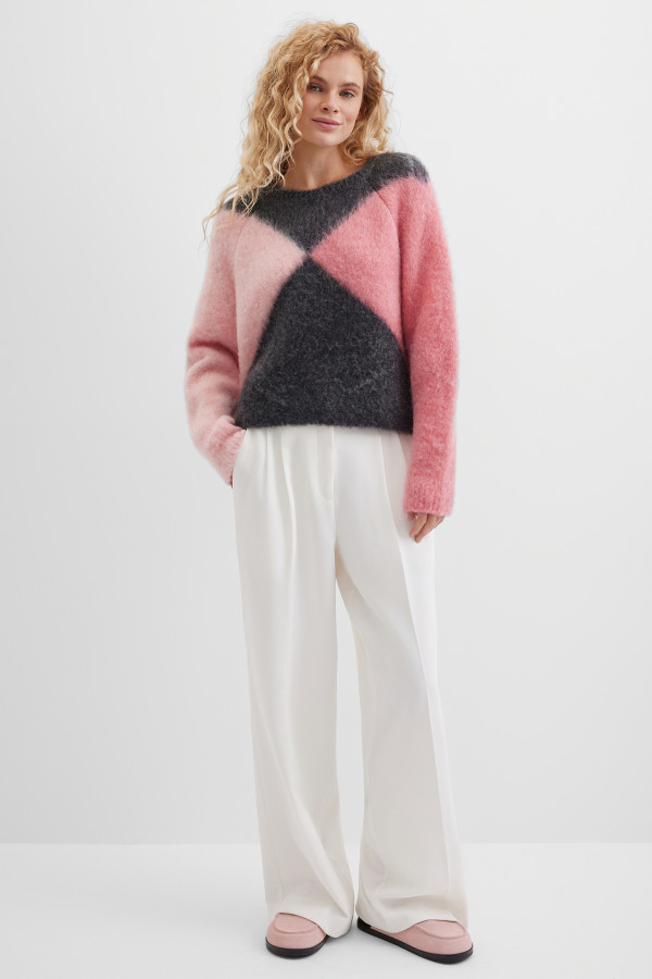 Джемпер вязаный