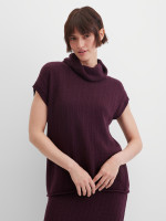 Жилет вязаный