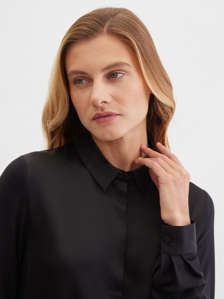 Блузка с длинным рукавом