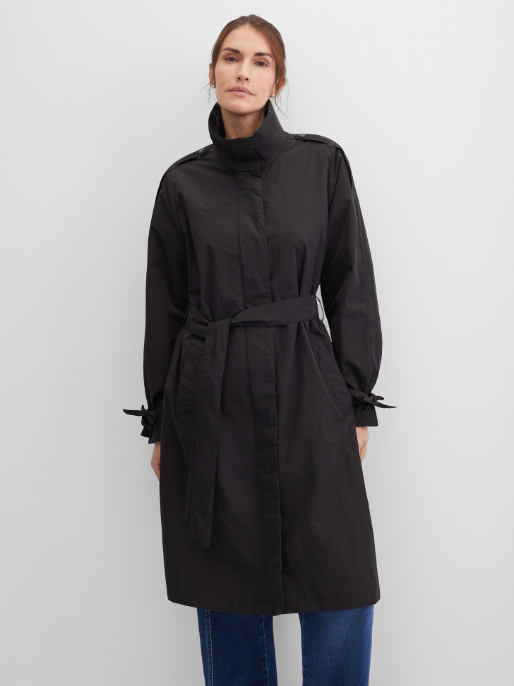 Плащ с поясом из жатой ткани на молнии