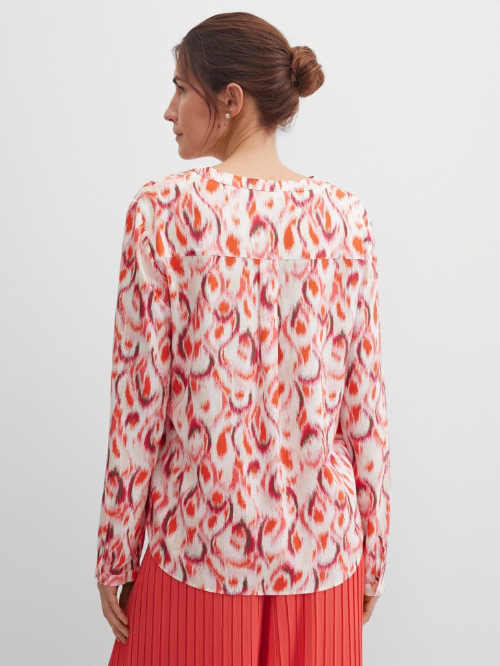 Блузка с длинным рукавом