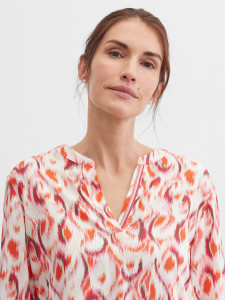 Блузка с длинным рукавом