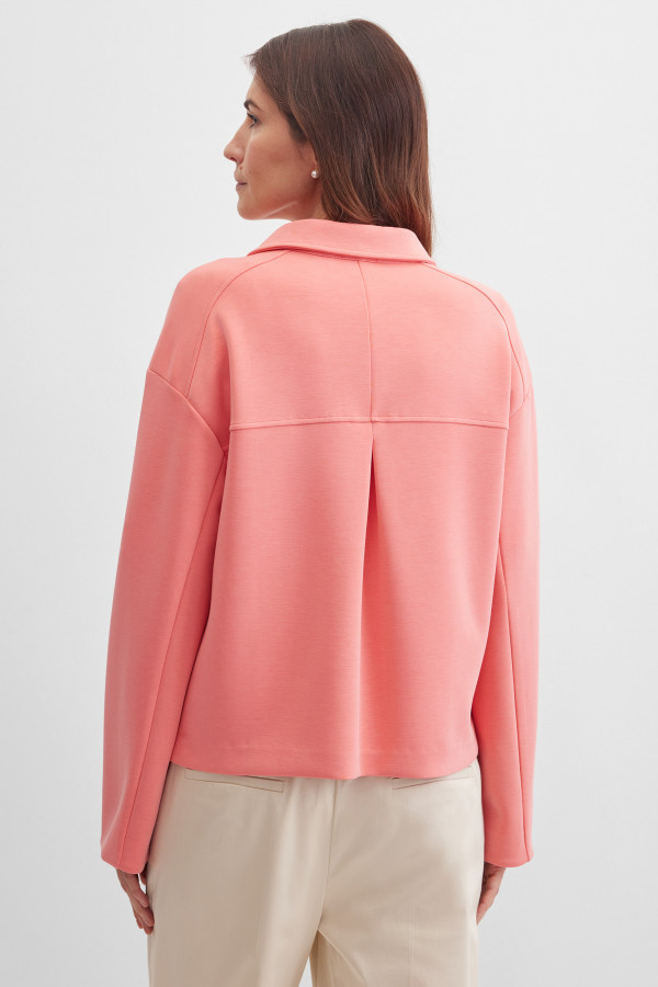 Жакет трикотажный с накладными карманами