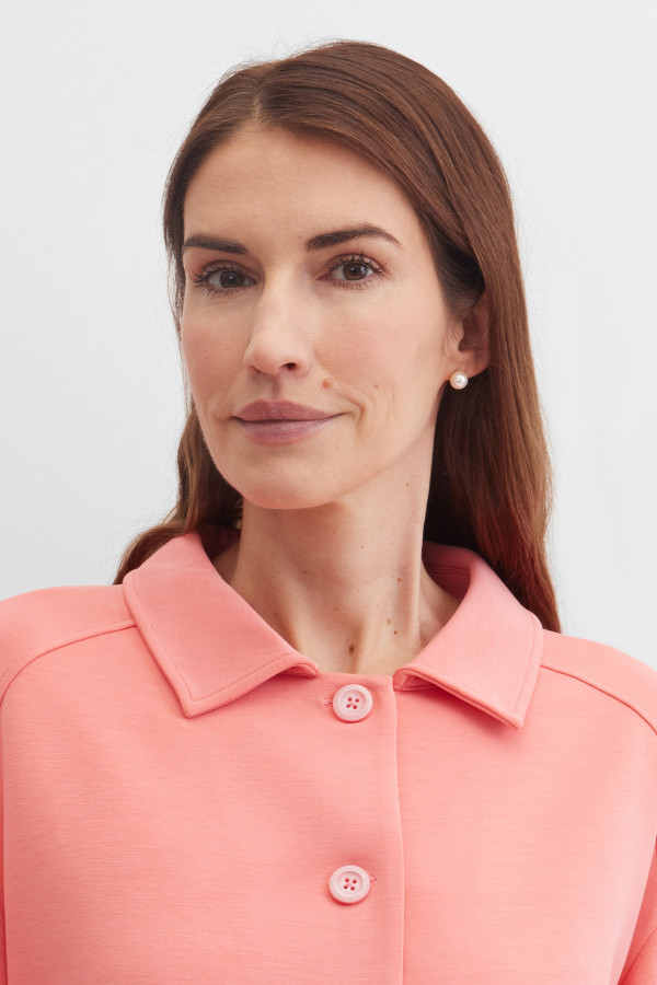 Жакет трикотажный с накладными карманами