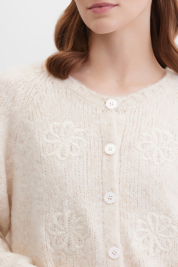 Кардиган вязаный