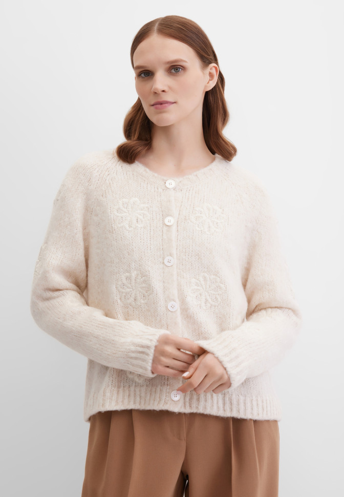 Кардиган вязаный