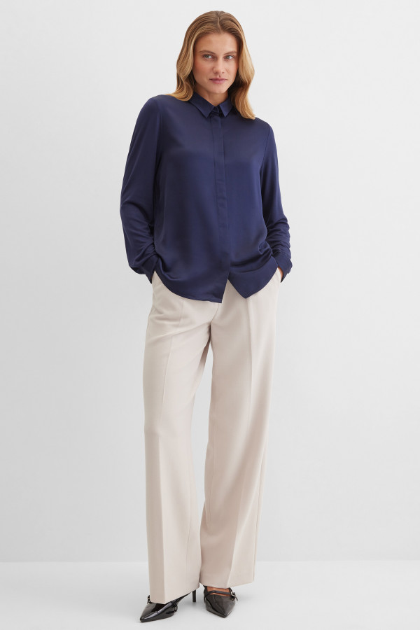 Блузка с длинным рукавом