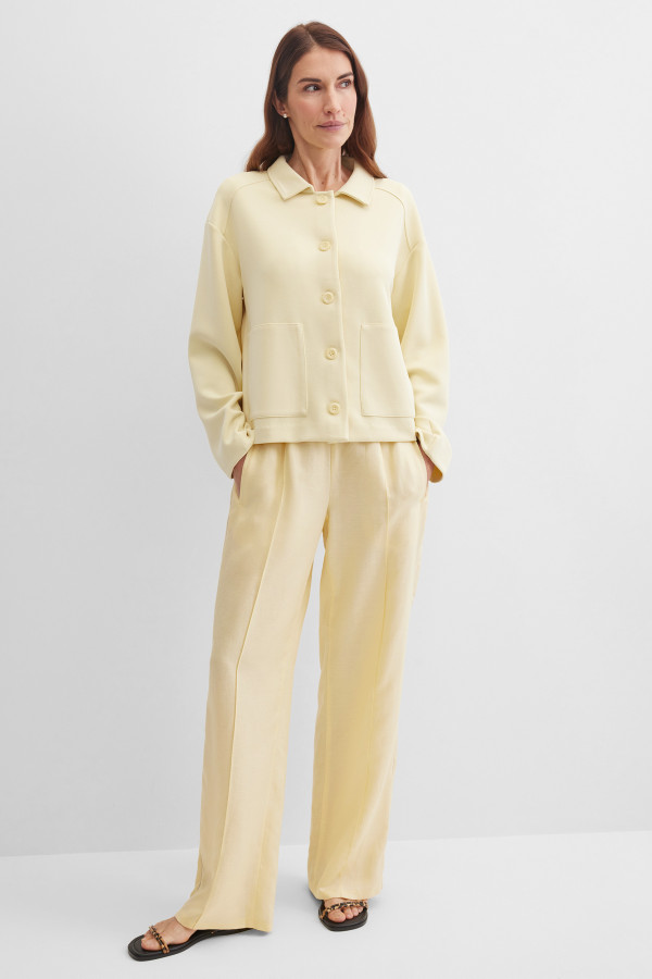 Жакет трикотажный с накладными карманами