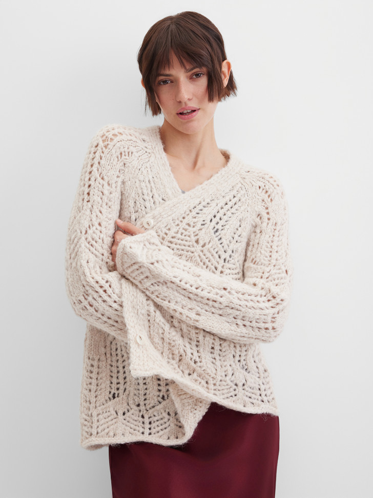 Кардиган ажурной вязки