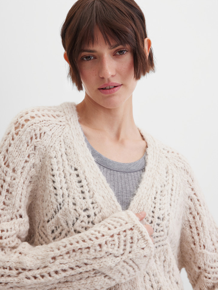 Кардиган ажурной вязки