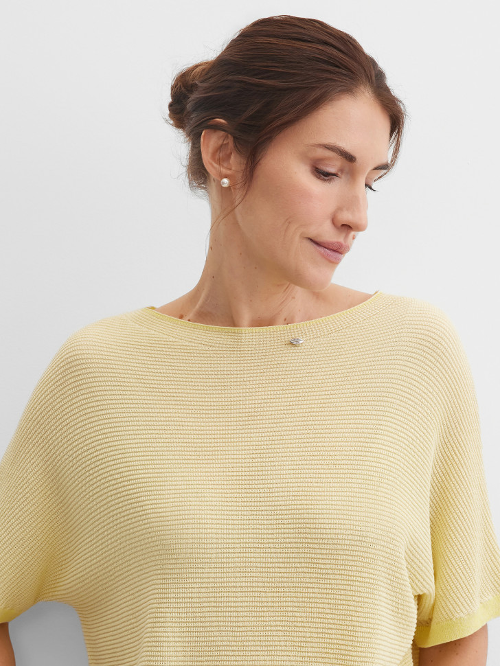 Джемпер с коротким рукавом