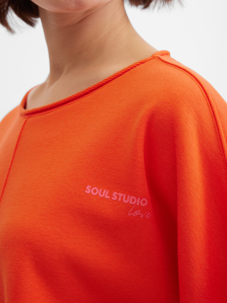 Свитшот оверсайз