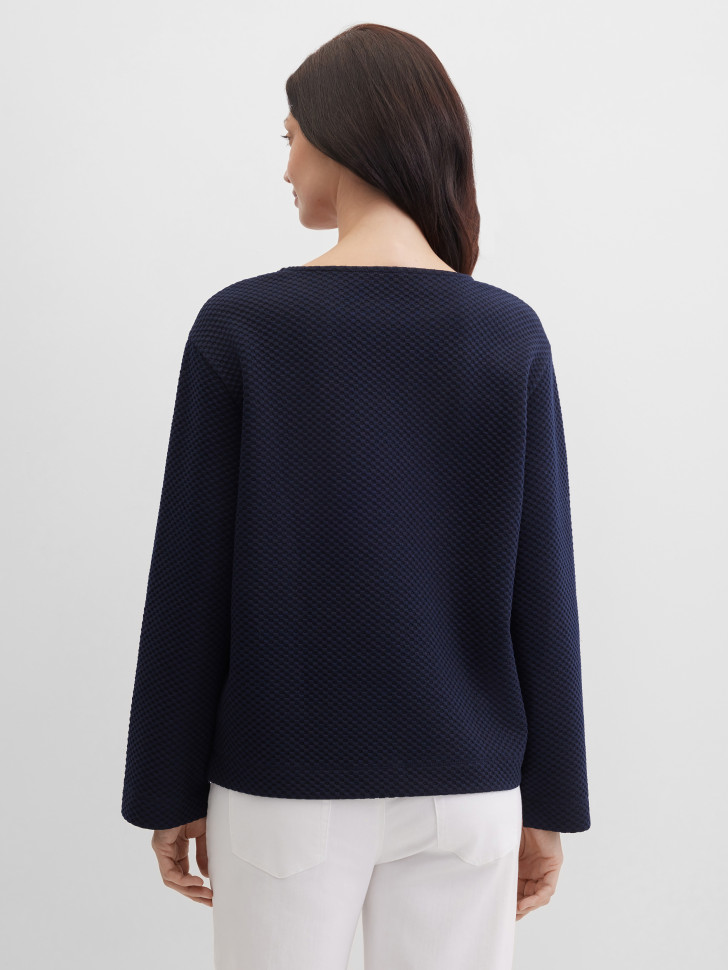 Свитшот из фактурного трикотажа