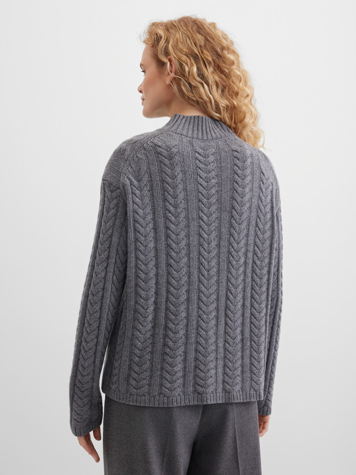 Джемпер прямого кроя