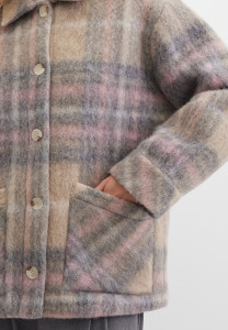 Полупальто с шерстью в клетку