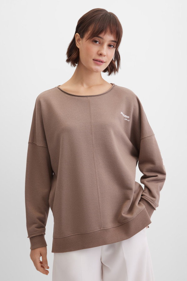 Свитшот оверсайз