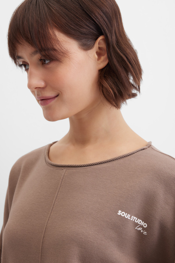 Свитшот оверсайз