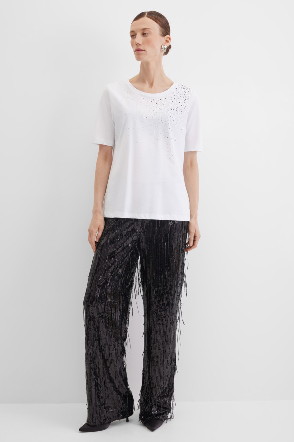 Футболка с декором