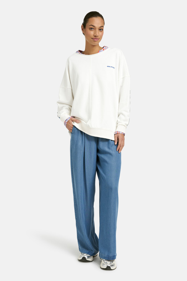 Свитшот оверсайз