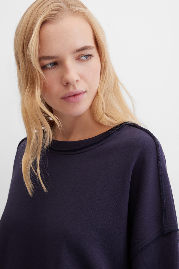 Свитшот свободный