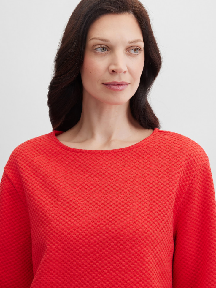 Свитшот из фактурного трикотажа