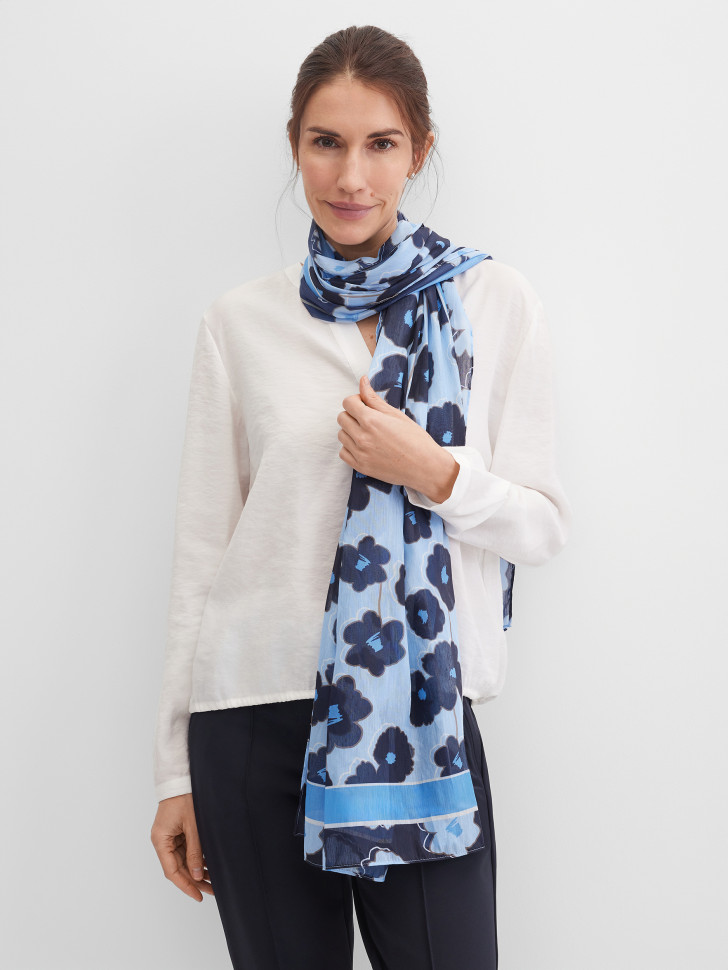 Шарф с цветочным принтом